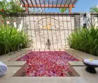 Villa Kaba Kaba Estate, Bañera al aire libre